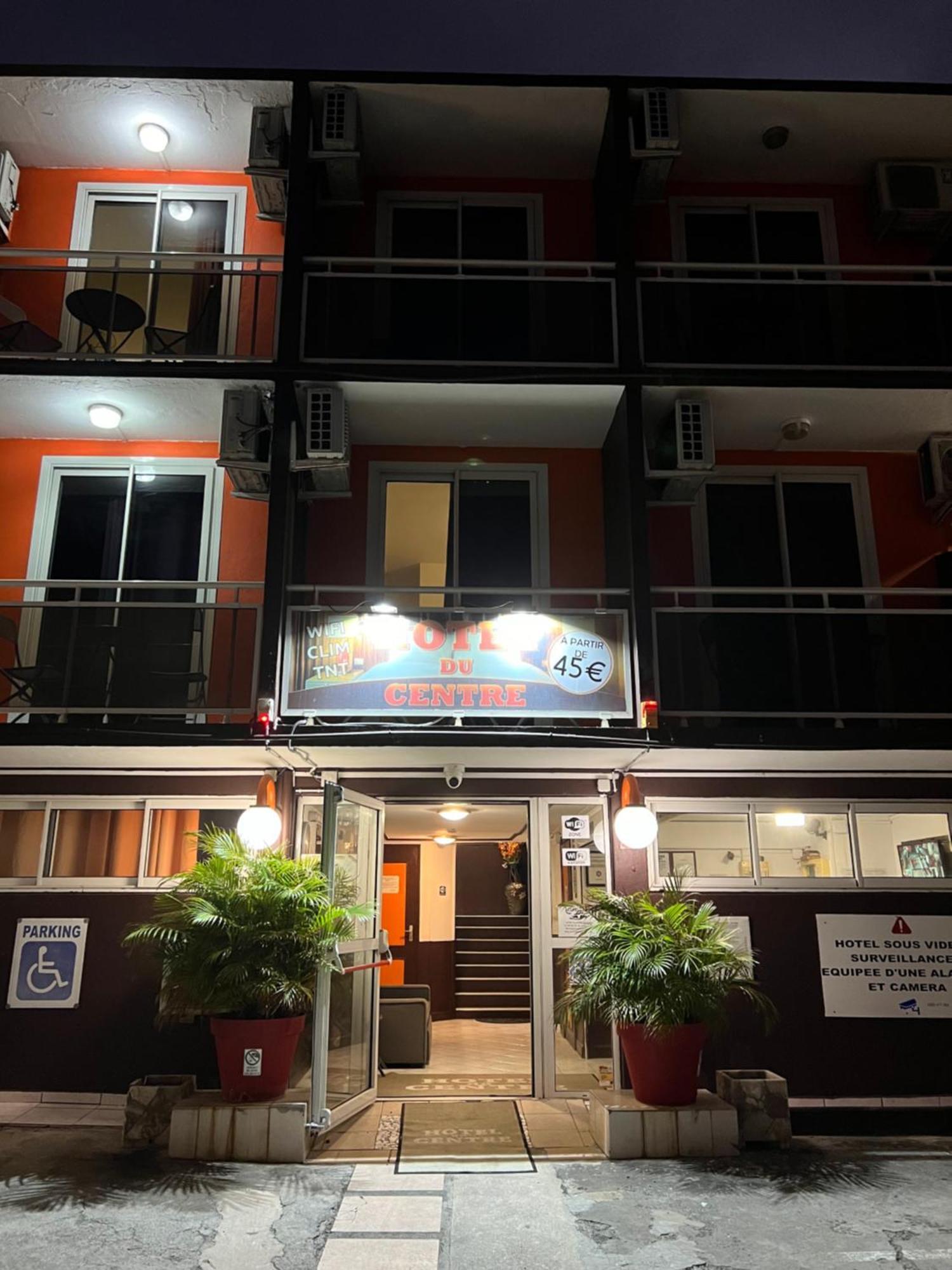 中央酒店 圣丹尼斯 外观 照片